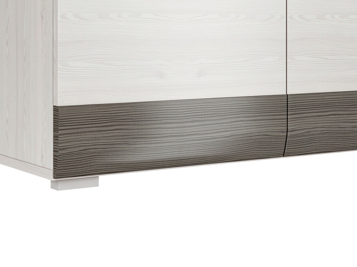 Regal Alcala 126