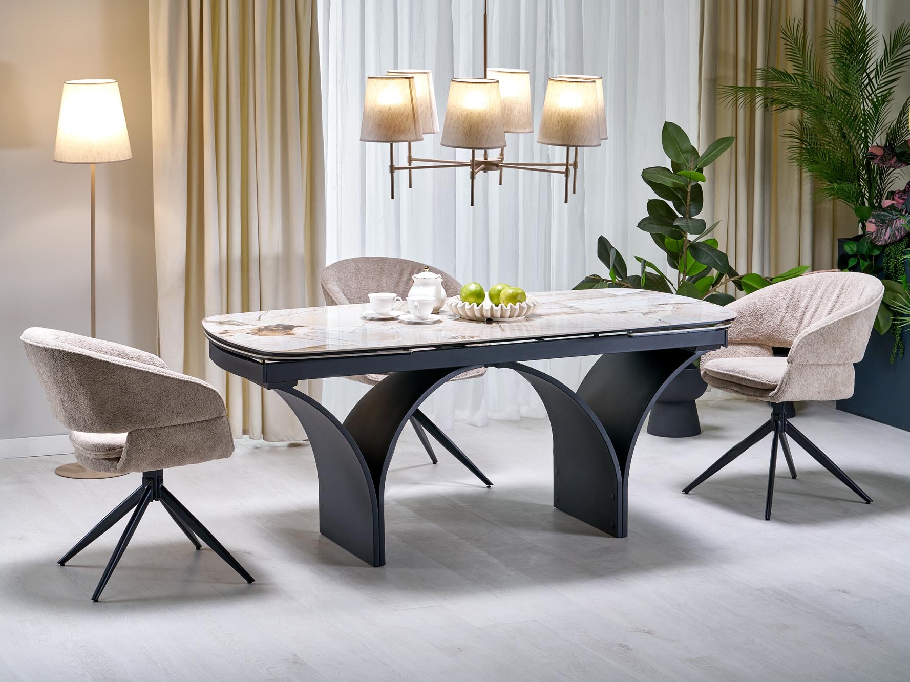 Miza Houston 2136