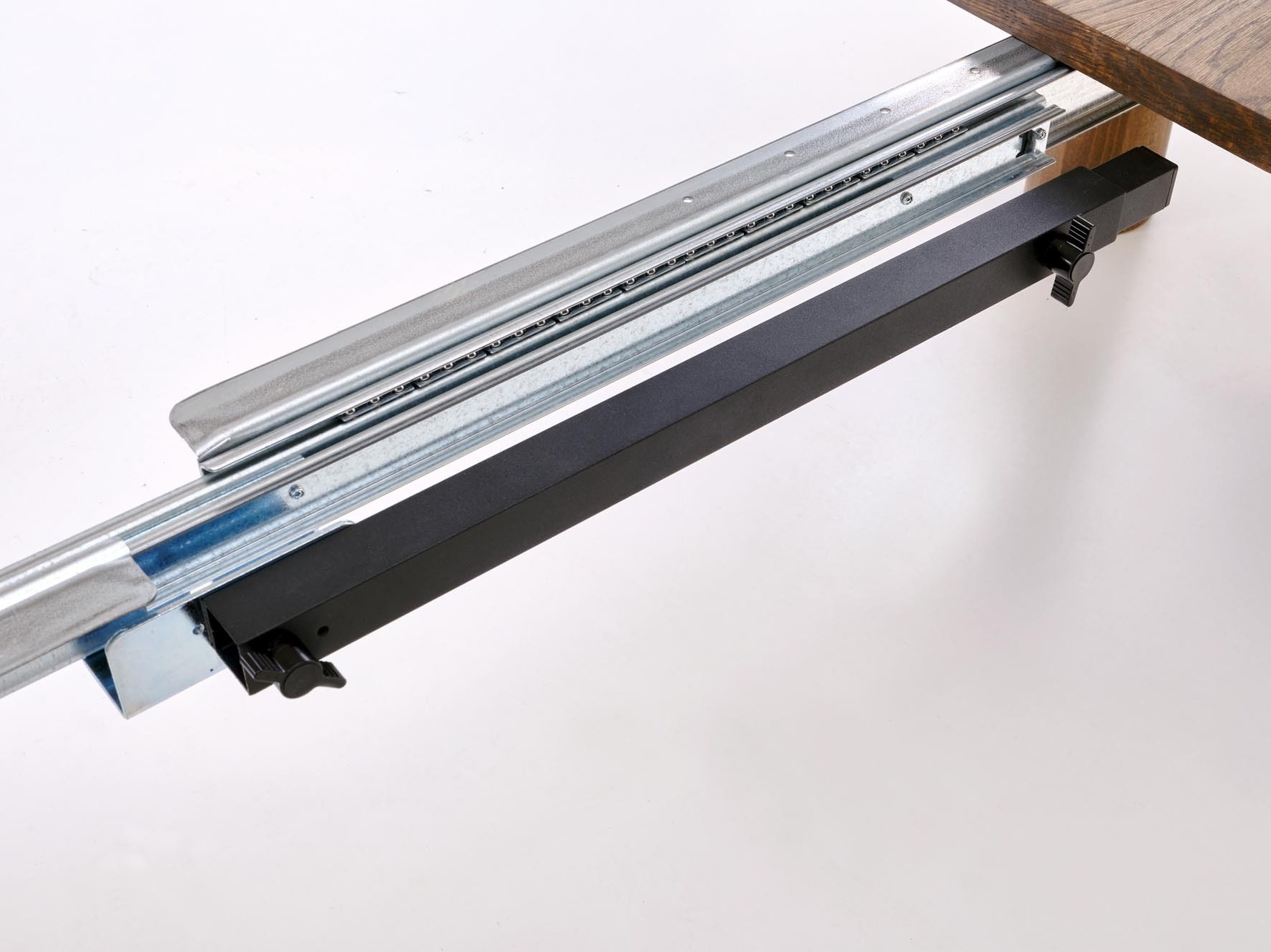 Miza Houston 2166