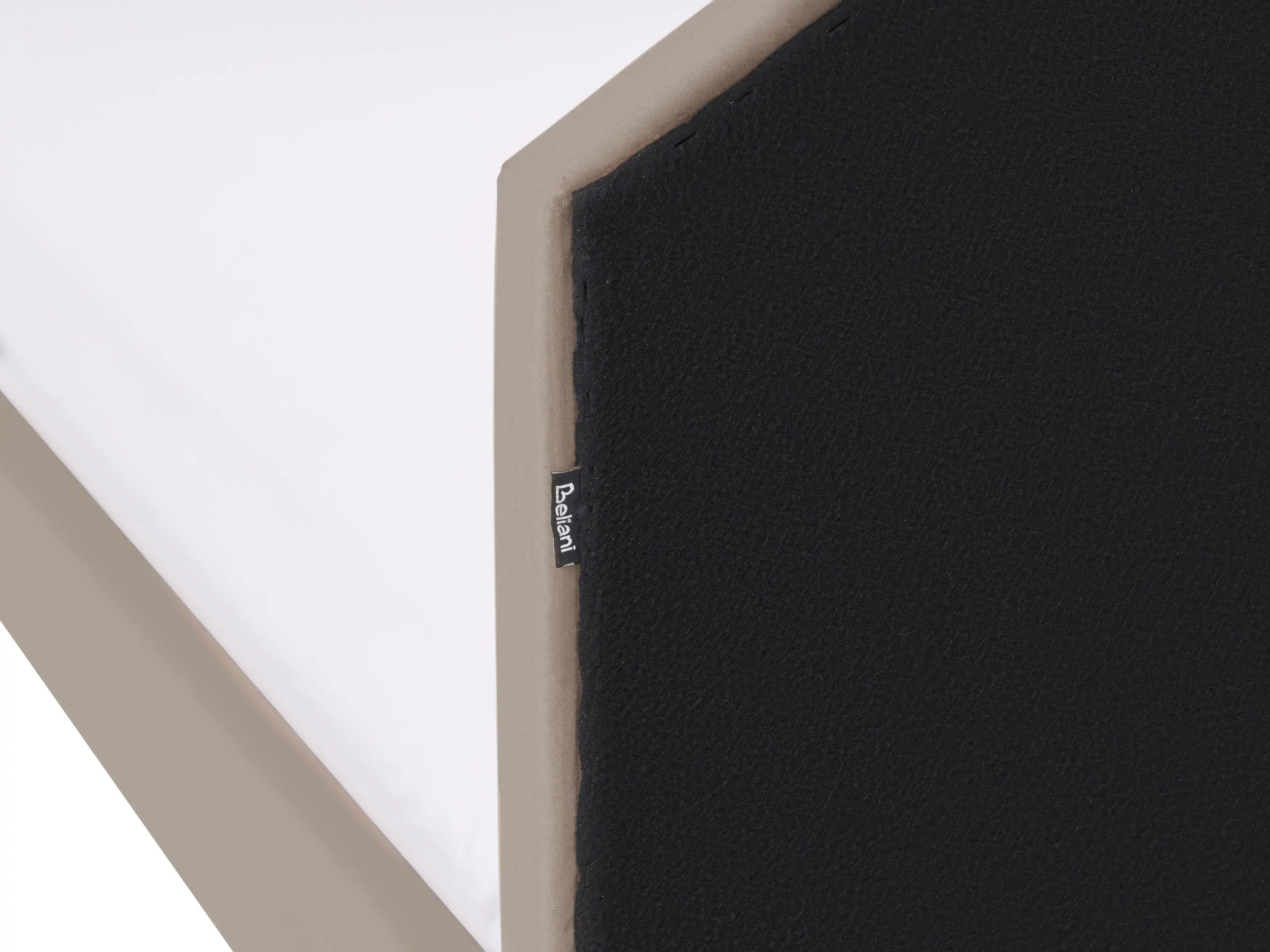 Postelja Berwyn 3375 (Taupe)