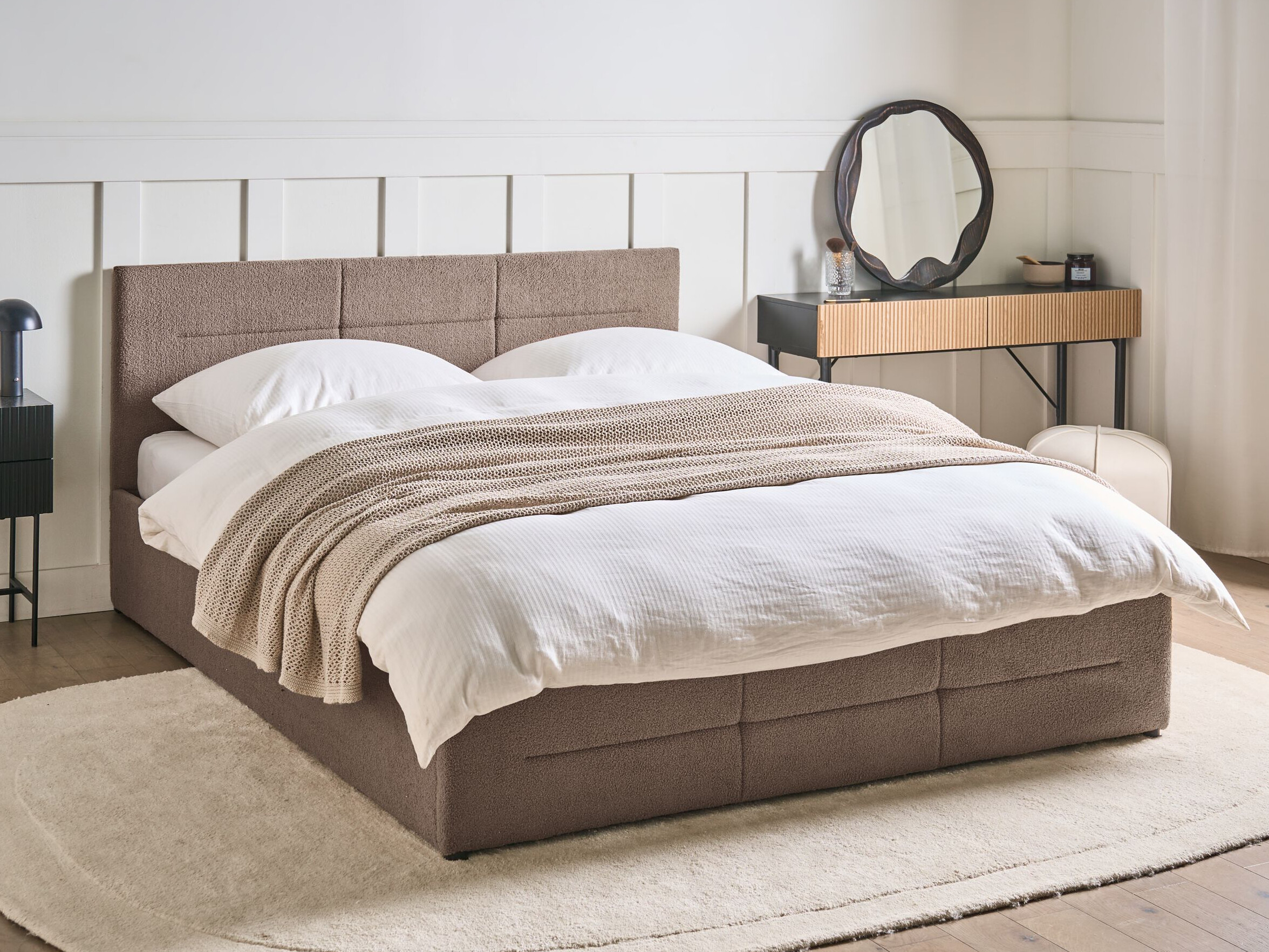 Postelja Berwyn 3466 (Taupe)