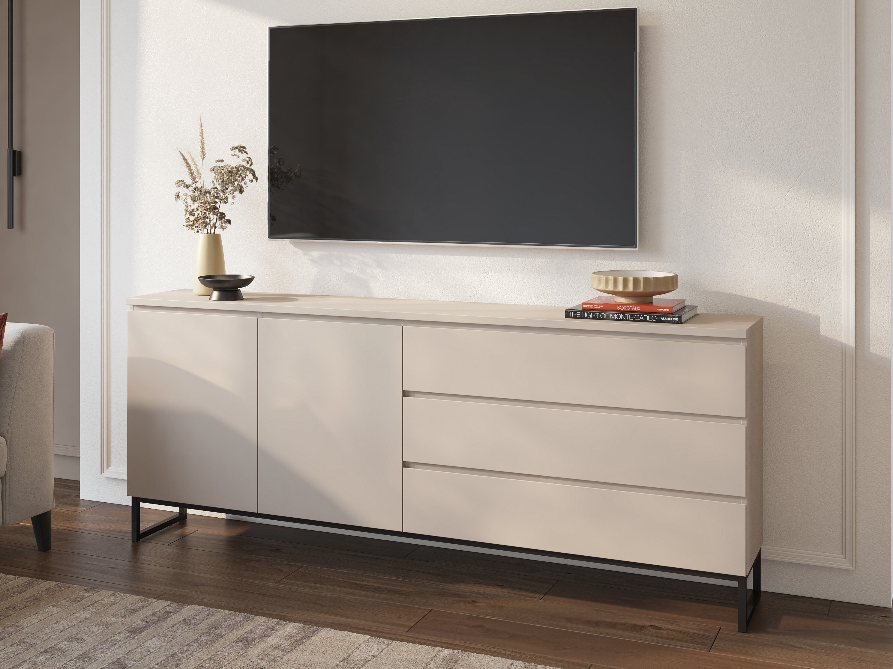 Komoda Velsora 103 (Kašmir)