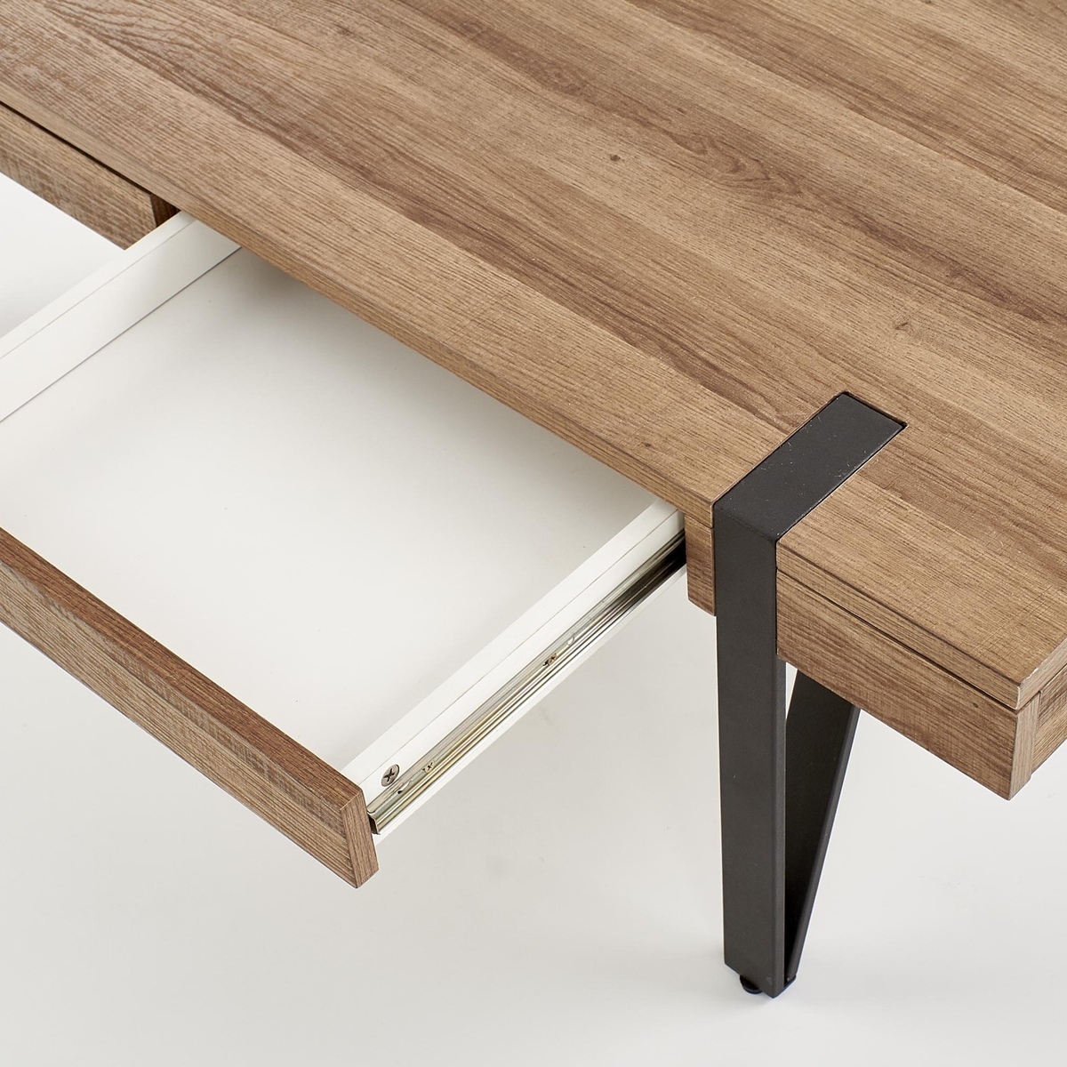 Klubska mizica Houston 659